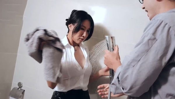 Anh Thợ Sửa ống Nước Tinh Ranh địt Khách Hàng – Phim Sex Vietsub